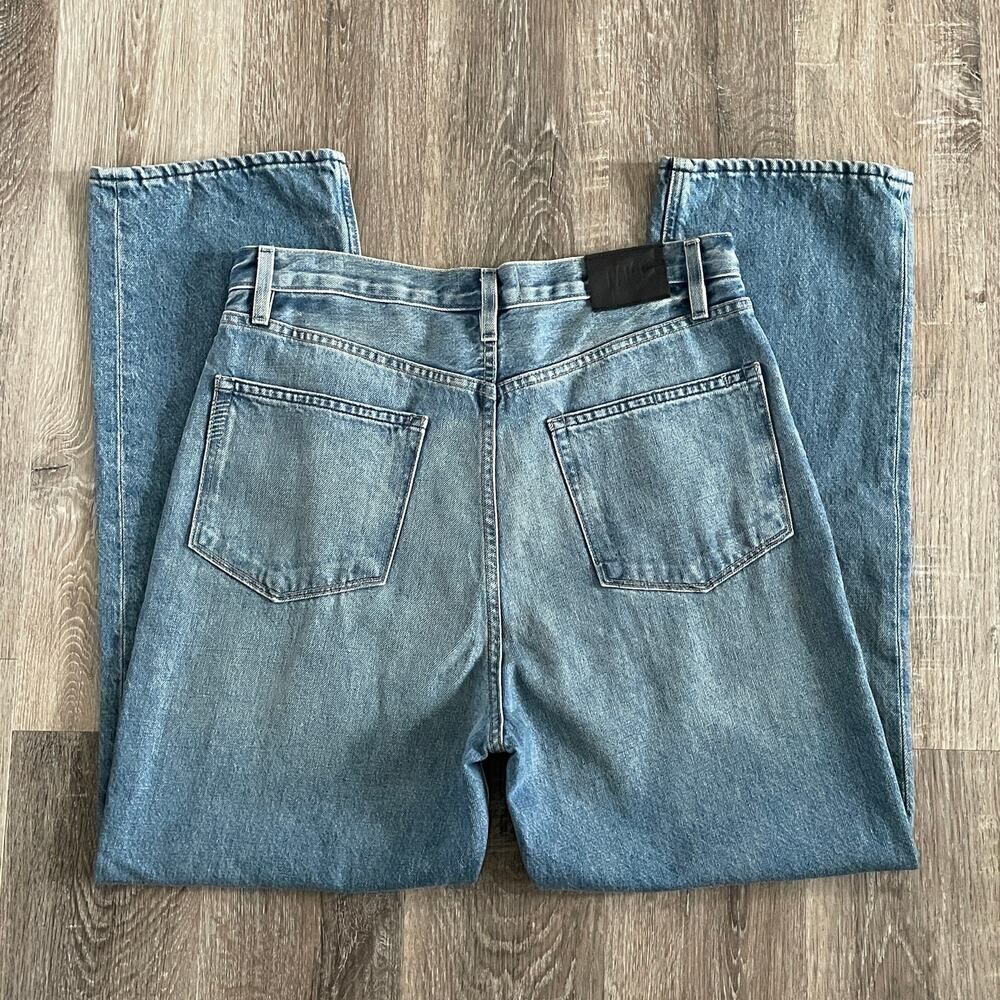 Paige Sawyer Straight Leg Jeans in Imagine - Size: 31 - Picture 9 of 13